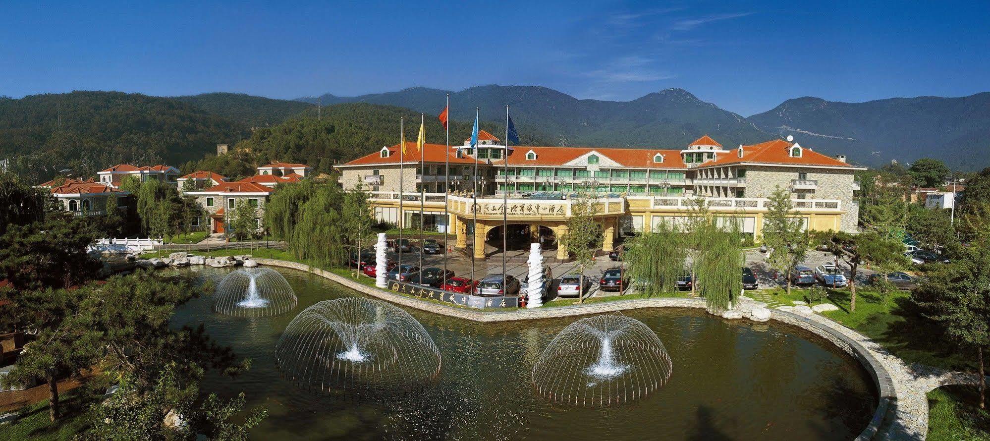 Fragrant Hill Empark Hotel Beijing Pequim Exterior foto